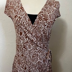 BCBG Max Azria Brown & Cream Wrap Dress Sz L